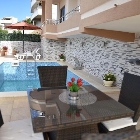 Guest House Evropa 2 Ulcinj Bagian luar foto