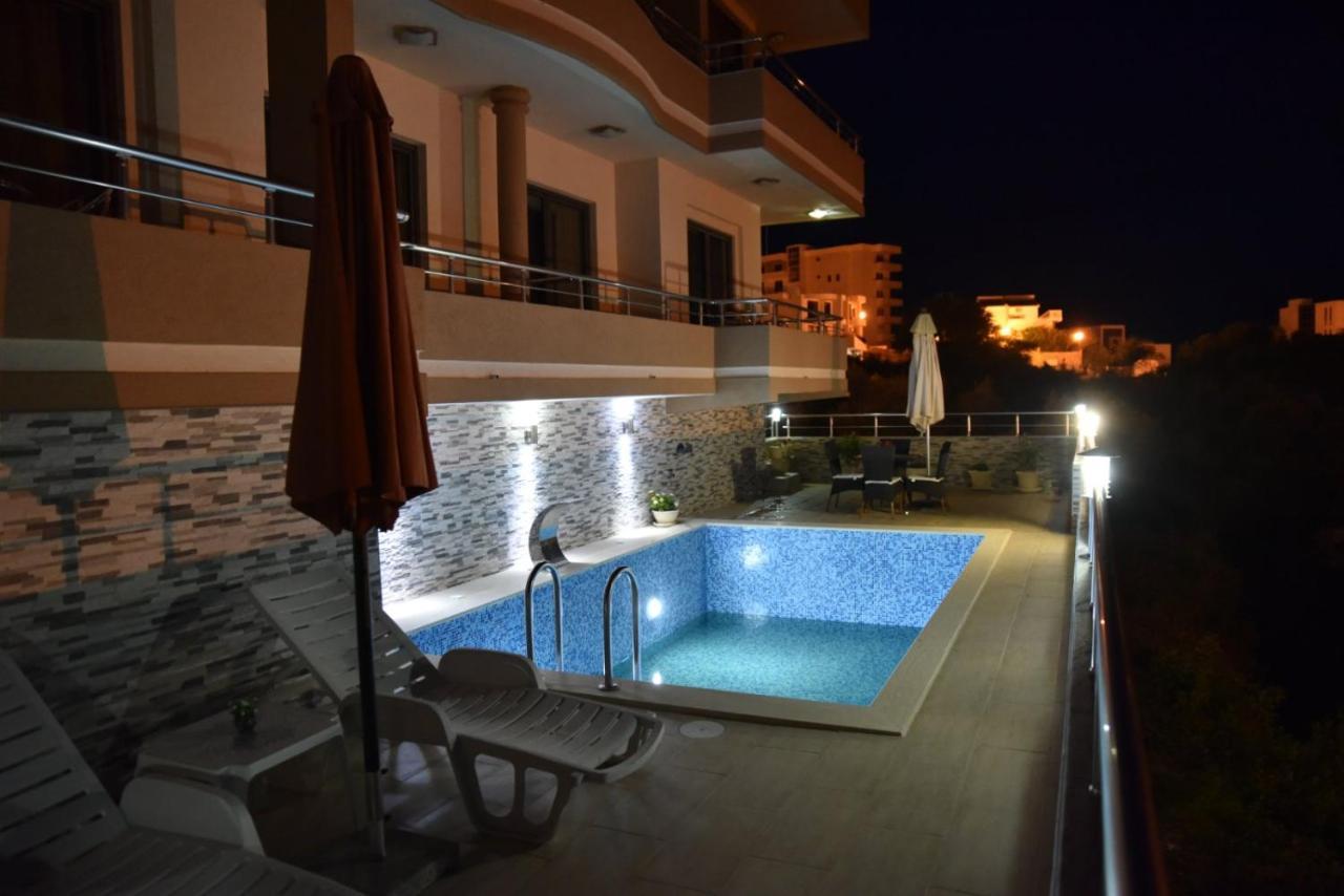 Guest House Evropa 2 Ulcinj Bagian luar foto