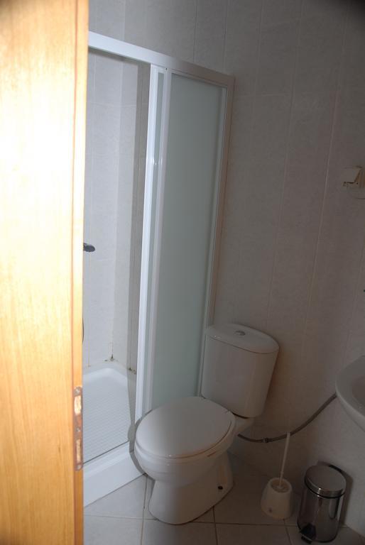 Guest House Evropa 2 Ulcinj Ruang foto