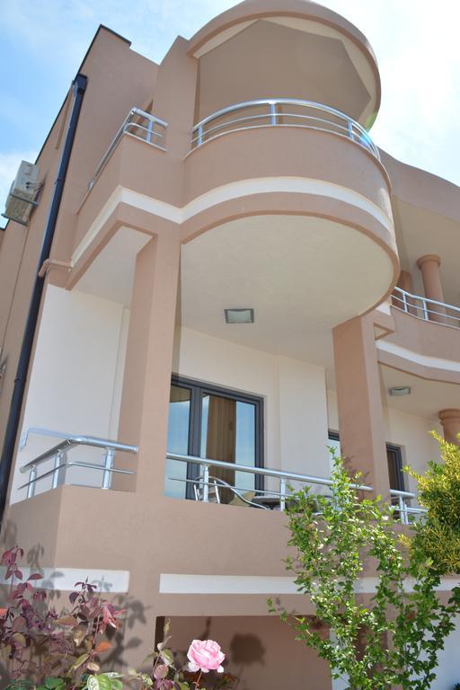 Guest House Evropa 2 Ulcinj Bagian luar foto