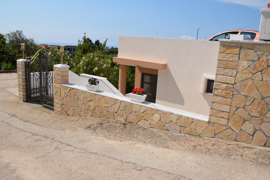 Guest House Evropa 2 Ulcinj Bagian luar foto