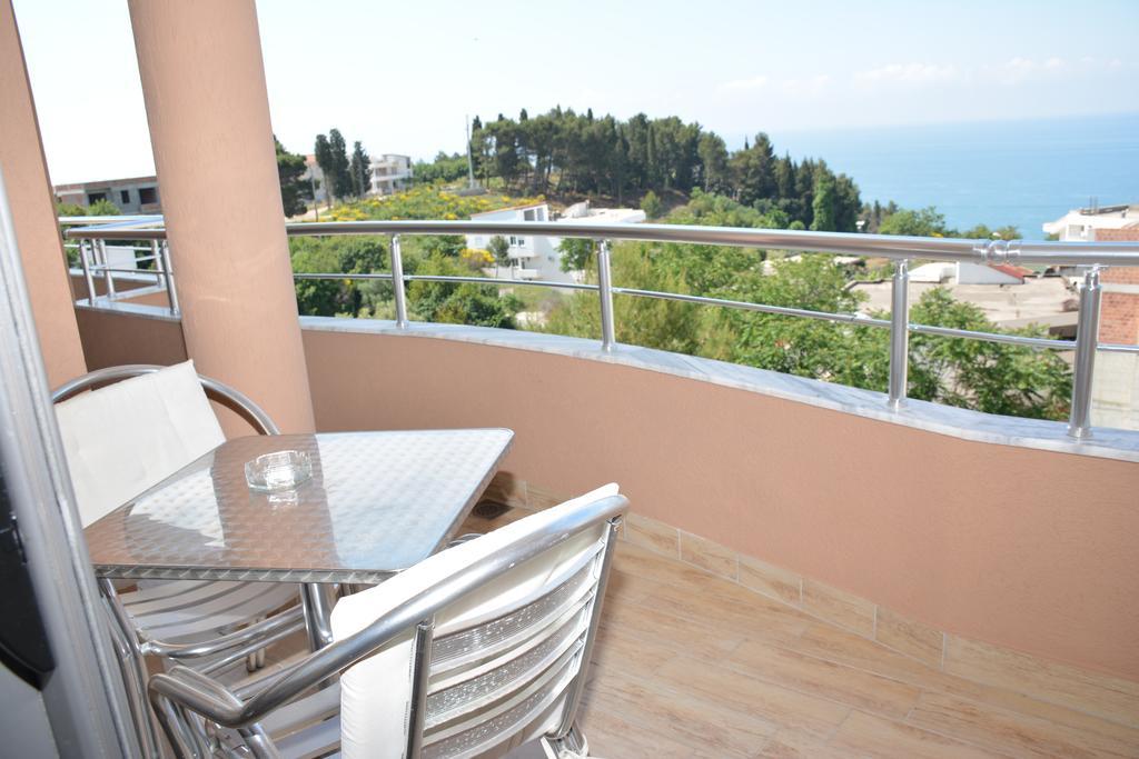 Guest House Evropa 2 Ulcinj Bagian luar foto